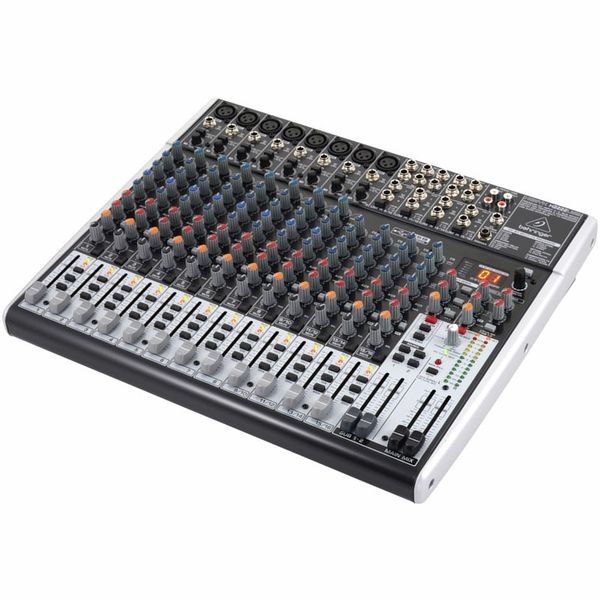 Mixer Behringer Xenyx X2222USB