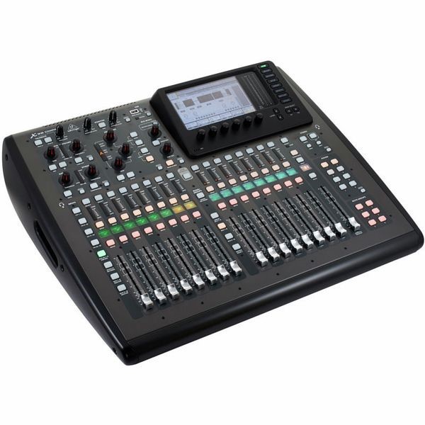 Mixer số Behringer X32 Compact