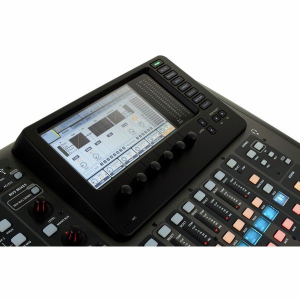 Mixer số Behringer X32 Compact