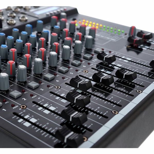 Mixer The T.mix xmix 1202 FXMP USB Case Bundle